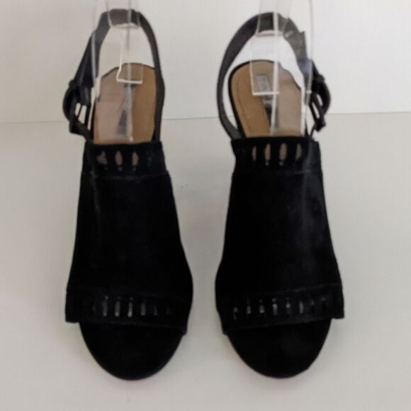 Tahari Maya Black Sandals Women's 9 - Picture 3 of 10